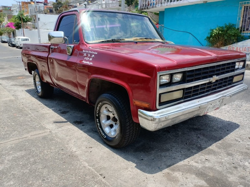 Chevrolet Cheyenne 5.3 2500 Cab Reg K 295hp 4x2 Mt
