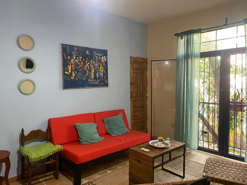 Alquiler Apartamento Amueblado De 2 Habitaciones Con Piscina, Ciudad Nueva, Zona Colonial, Santo Domingo