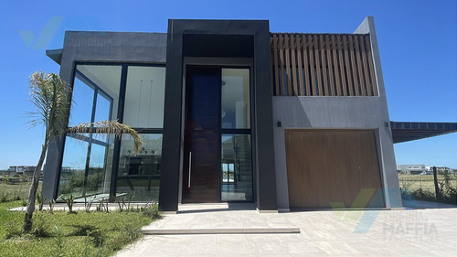 Casa En San Sebastian Laguna