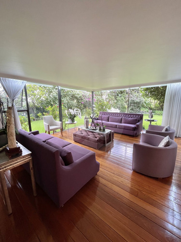Casa En Venta En Bosques De Las Lomas