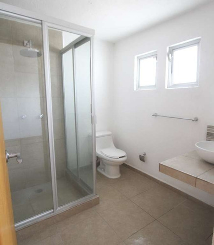 Imagen 6 de 15 de Casa En Venta, Fraccionamiento Las Brisas En San Miguel De A