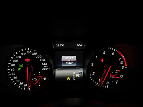Mercedes-Benz Clase GLA 2.0 250 Cgi Sport Sin Techo At