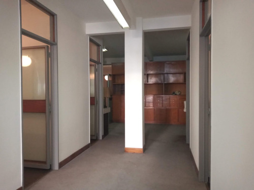 Imagen 22 de 30 de Oficina En Venta Tribunales - 2 Salas 6 Despachos