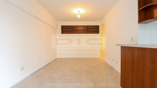 Imagen 5 de 10 de Departamento 2 Ambientes Venta - Villa Urquiza