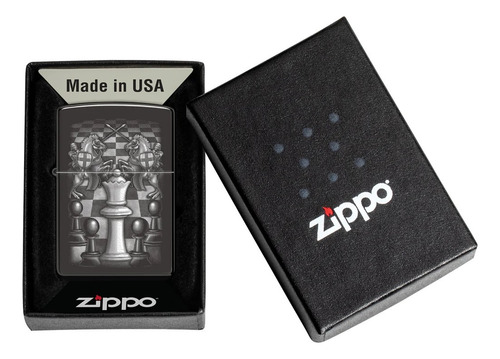 Isqueiro Zippo Preto Brilhante com Peças de Xadrez