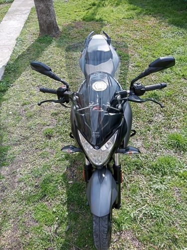 Imagen 4 de 15 de Bajaj Rouser Ns200