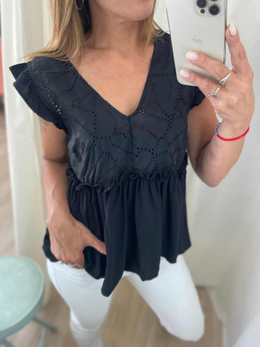 Blusa Con Broderie Escote V Músculosa Volado The Big Shop