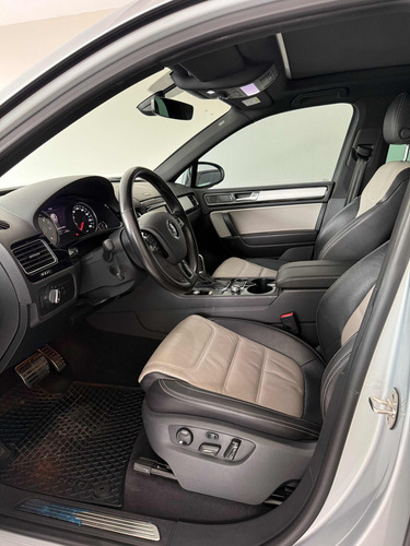 Volkswagen Touareg 3.0 V6 Tdi At
