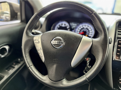 Nissan Versa 1.6 16V FLEX UNIQUE 4P XTRONIC