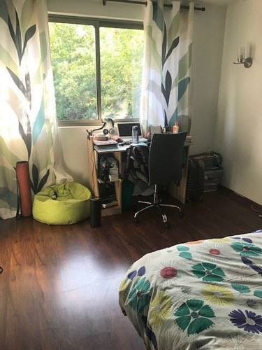 Casa En Venta De 3 Dorm. En Las Condes