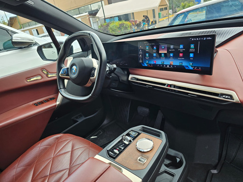 BMW IX Xdrive 50 At