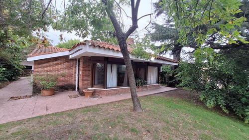 Venta Y Alquiler Anual Casa 4 Dormitorios, Barrio Mónaco Pun