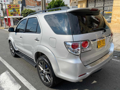 Toyota Fortuner 3.0 Diésel 4x4 A/t