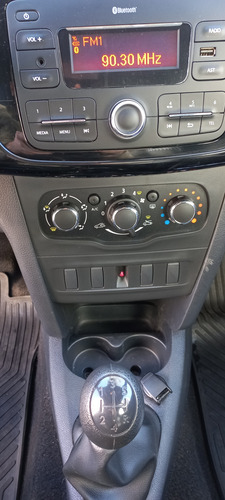 Renault Logan 1.6 16v Life