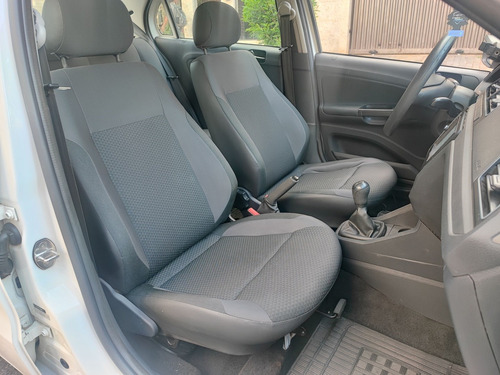 Volkswagen Voyage 1.0 12V MPI TOTALFLEX 4P MANUAL