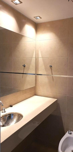 Imagen 2 de 11 de Hermoso Monoambiente En Excelente Ubicación !! Edificio Con Quincho Y Pileta!