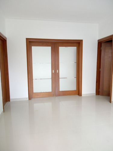 Imagen 4 de 14 de Apartamento En Venta En Serralles, Proximo Sectores Naco, Piantini , Evaristo Morales , Paraiso , Urb Fernandez, Esperilla , Paraiso ,el Vergel , Bella Vista , La Julia ,millon,santo Domingo