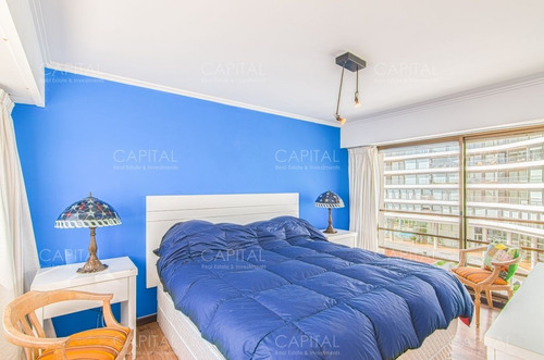 Imagen 6 de 14 de Apartamento De Tres Dormitorios En Primera Fila De Playa Mansa, Punta Del Este - Punta Del Este Mansa