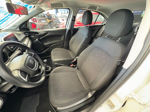 Fiat Cronos 1.0 Drive Flex 4p