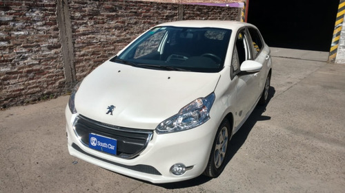 Peugeot 208 1.5 5p Allure Touchscreen 2014