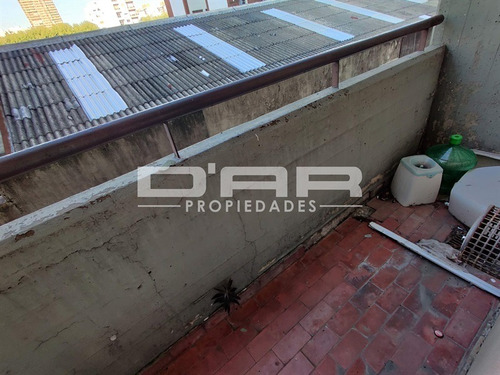 Imagen 8 de 11 de 2 Ambientes Contrafrente Cocina Separada - Rivadavia 9800