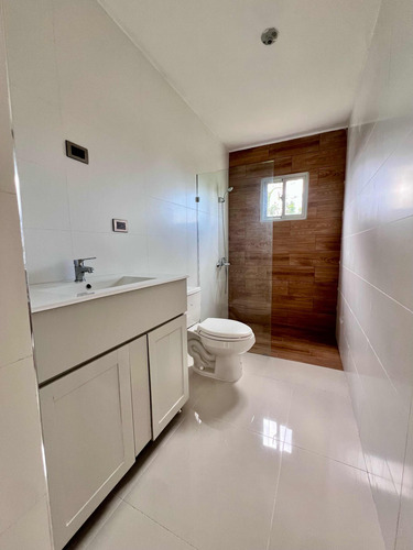 Hermoso Apartamento En Tercer Nivel Nuevo
