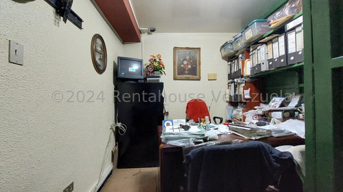 Fondo De Comercio En Venta Catia Mls #24-28100 Bm