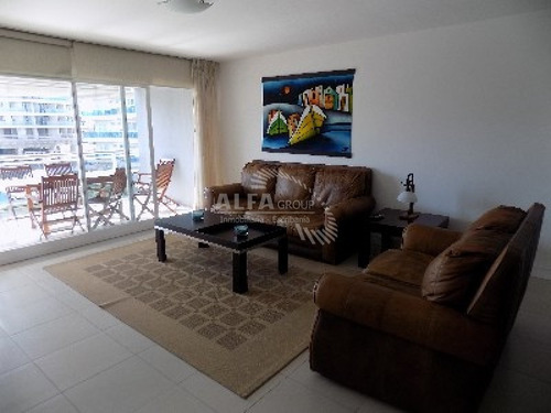 Excelente Apartamento A Metros De La Playa!!!!- Ref: 2339