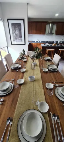 Espectacular Residencia $3,3,00,000 Ubicado En Pachuca