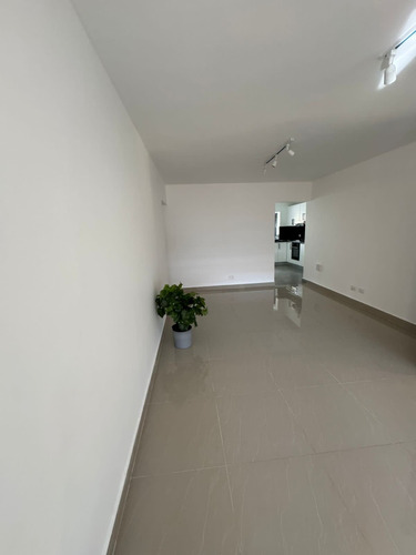 Apto Alquiler La Esperilla 3er Piso Con 136 Metros 3 Habitac