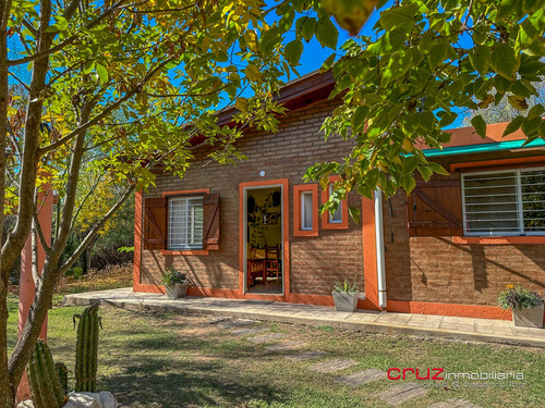 Casa De Campo De 150m2 En Carpintería, San Luis
