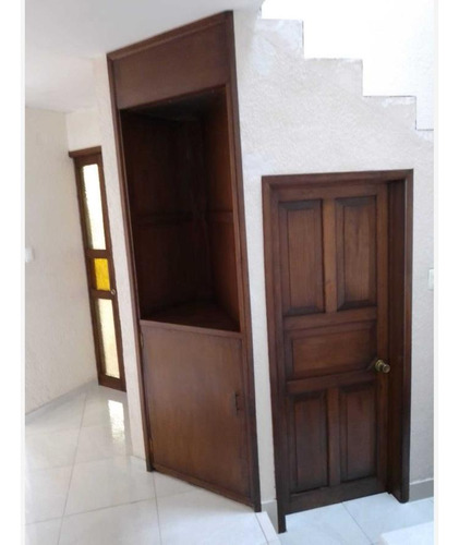 Casa En Venta En Nueva Chapultepec, Morelia, Michoacán De Ocampo C.p. 58280