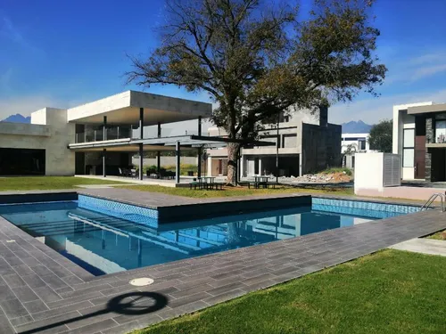 Casa En Venta En Colonia Los Cristales, Monterrey, Nuevo León