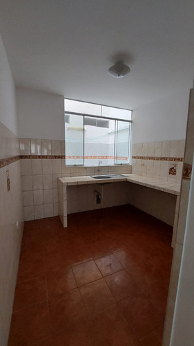 Imagen 6 de 13 de Alquiler Departamento 6 Ambientes Independientes Las Fresas Callao Dpto En Estado Renovado