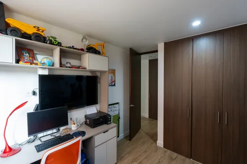 Apartamento En Venta En Rafael Núñez. Cod V100309