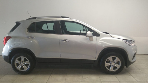 Imagen 5 de 10 de Chevrolet Tracker 1.8 4x2 Fwd Ltz Premier 2017