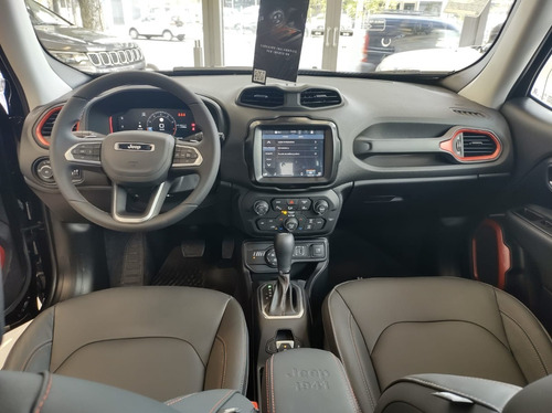 Imagen 13 de 18 de Jeep Renegade Trailhawk 1.3 Turbo 175 Cv 4 X 4 At9 Mc