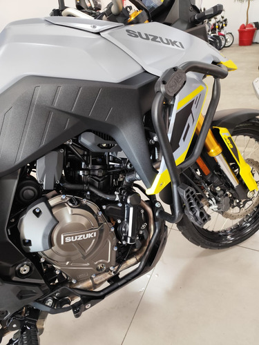 Suzuki V-strom 800 De 2025 / 4.255 Km
