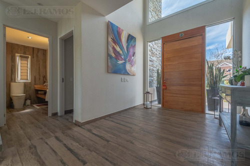 Impecable Casa En Venta En El Recuerdo En Estancias Del Pilar