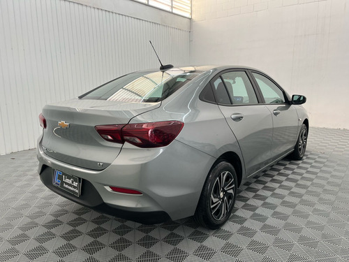 Chevrolet Onix plus 1.0 Lt 4p