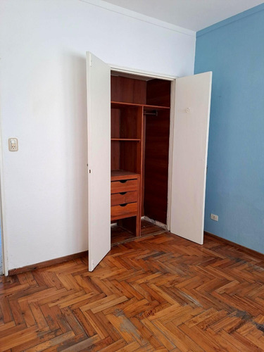 Imagen 4 de 24 de Oportunidad!! Departamento 2 Ambientes Frente A Plaza España Y Las Mejores Playas De La La Perla - Mar Del Plata