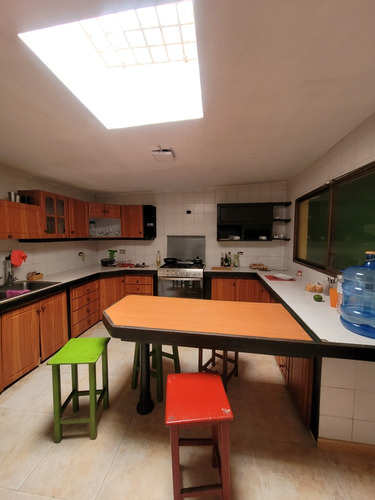 Se Vende Impecable Casa En La Urbanizacion La Entrada Ii