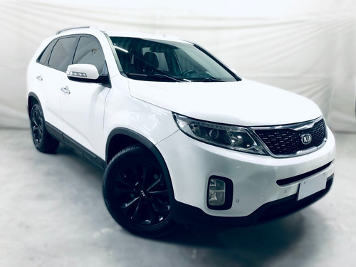 Imagem 2 de 25 de Kia Sorento 2.4 Ex 5l 4x2 Aut. 5p