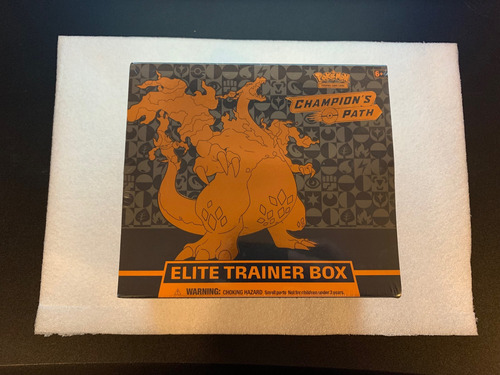 Pokémon Elite Trainer Box - Champion´s Path - Inglés Sellado
