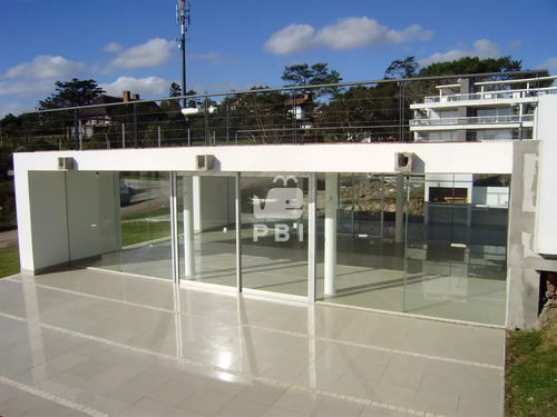 Apartamento De 2 Dormitorios En Punta Ballena - Balena Bianca - Ref : Pbi159