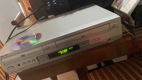 Imagen 1 de 6 de Vhs + Dvd Sony