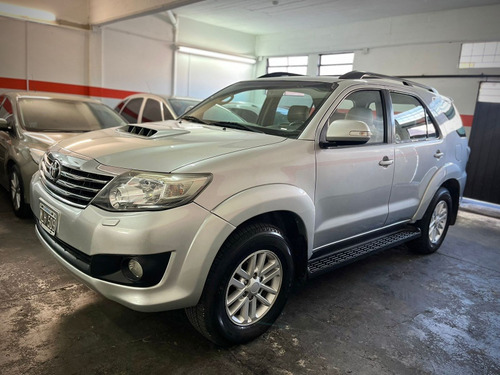 Toyota Hilux SW4 Sw4 srv 3.0 tdi