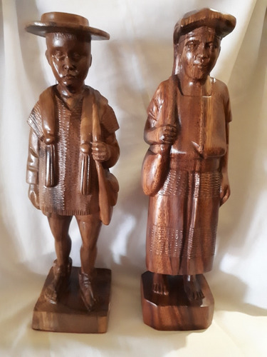 Pareja De Indígenas Zinacantecos ,tallado En Madera 30cm | Envío gratis Pareja De Indígenas Zinacantecos ,tallado En Madera 30cm | Envío gratis