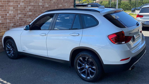 Imagem 7 de 9 de Bmw X1 2015 2.0 Sdrive20i Active Flex 5p