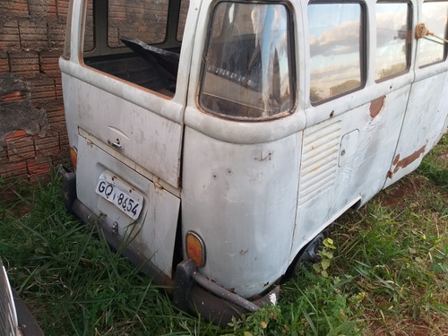 Imagem 13 de 23 de Volkswagen Kombi Corujinha 66
